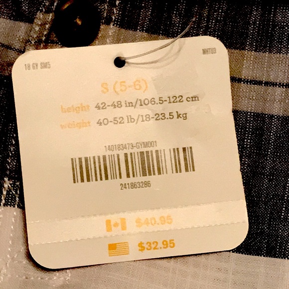 NWT kids pullover with hood - Picture 5 of 5